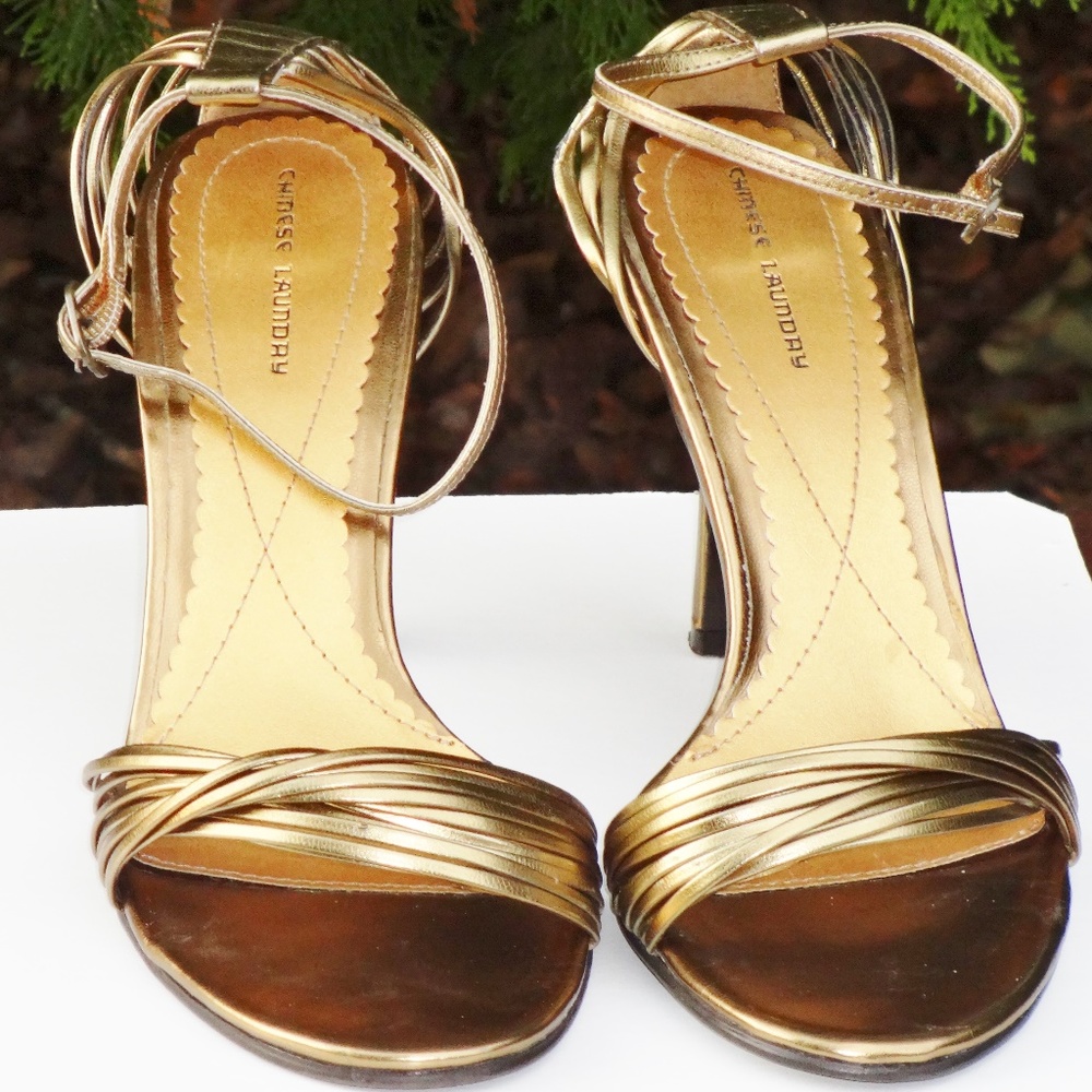 Chinese Laundry Willy strappy sandal